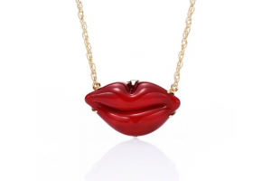 Love Kiss Necklace